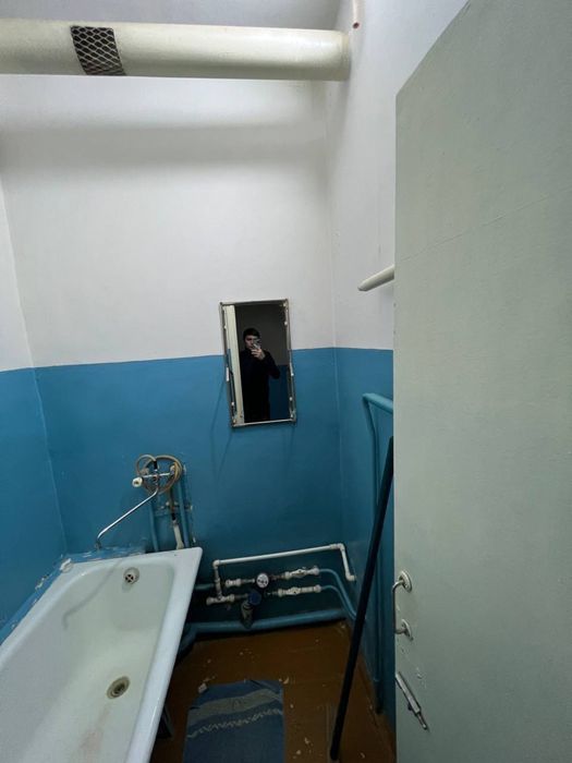 Прадаётся 2х Новая планировка 10микрарайоне орентир Караон базар