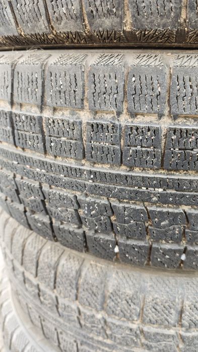 Продам покрышки 215/55 R17