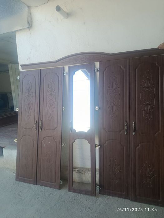 Mebel komplekt spalni 2 ta tumba 1 ta pardoz oyna