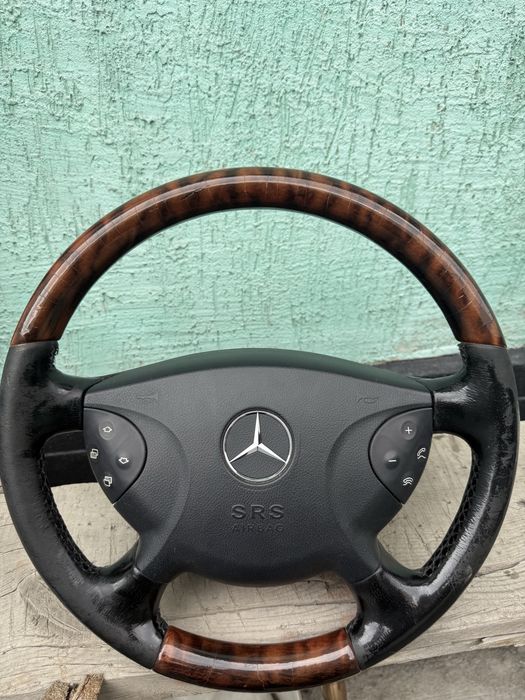 Руль Mercedes W211