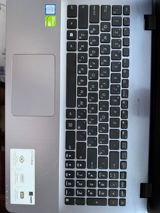 Ноубук Asus черный