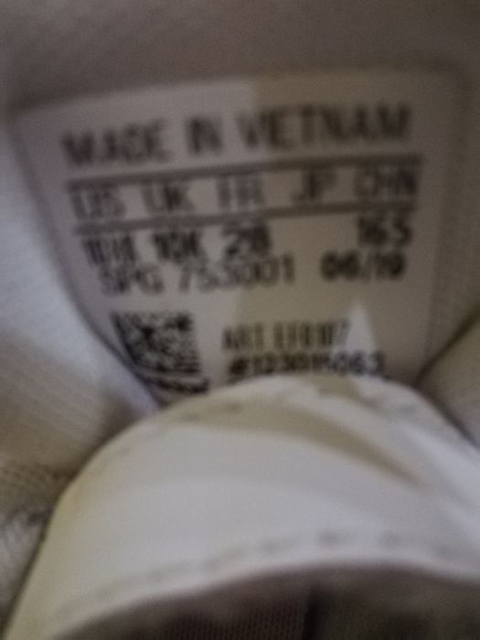 Adidasi fetite sau baieti