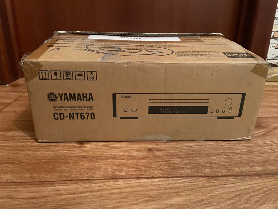 YAMAHA CD-670 CD-проигрыватель