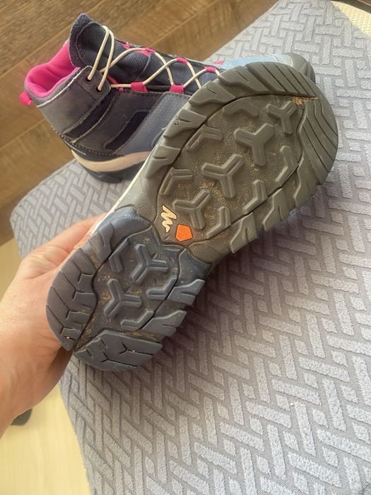 Детски боти Декатлон