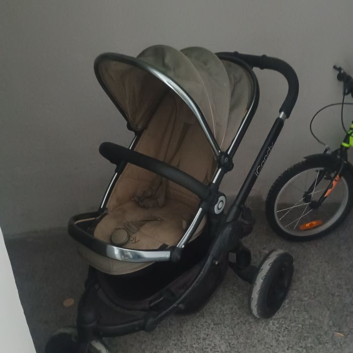 Продавам детска количка icandy