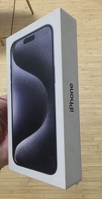 Iphone 15 pro max stare fb , fara defecte liber in orice retea