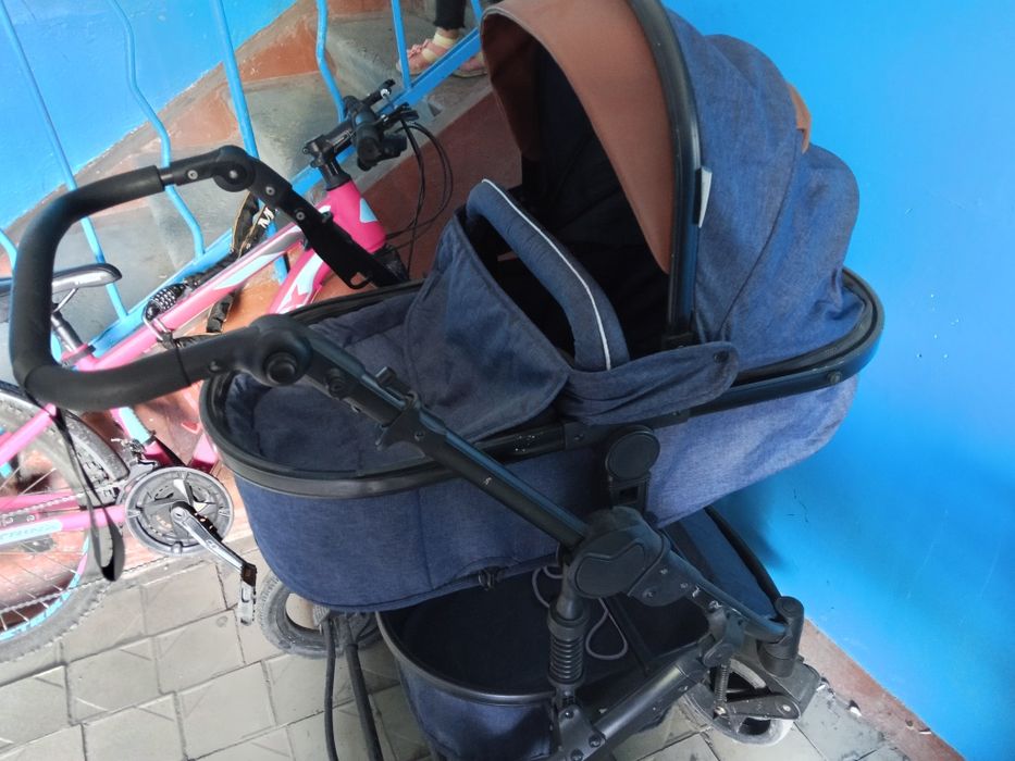 Коляска для новорождённых