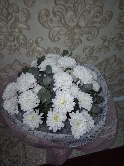 Букет свежий бугинги