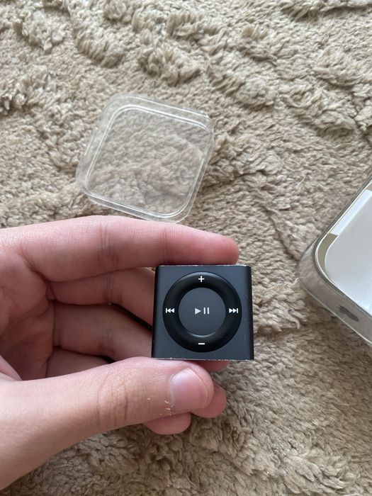 Ipod shuffle 4 с коробкой