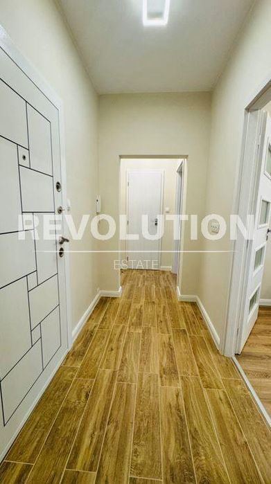 Двустаен апартамент в района на Левски!