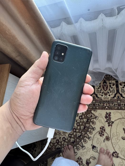 Продам самсунг а 51