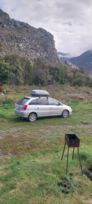 Тайота Nadia 1999 год