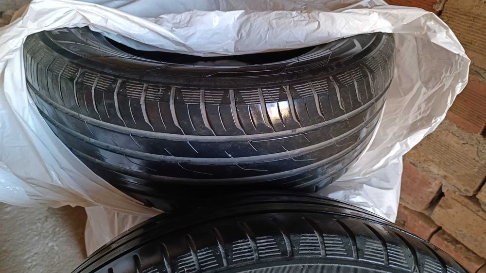 4 Летни гуми TOYO PROXES CF2 215/60/R16