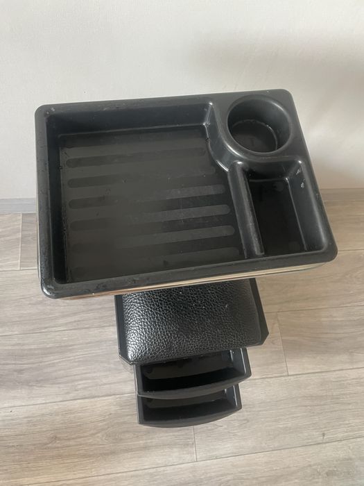 Тележка / помощник парикмахера