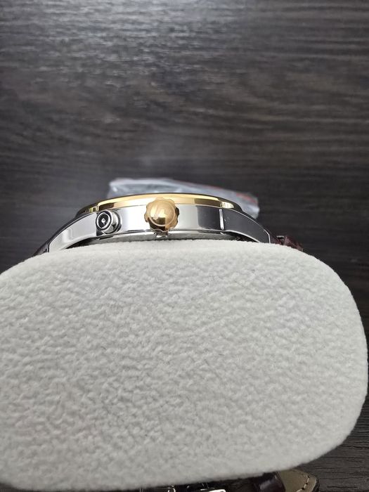 Часы  мужской ..