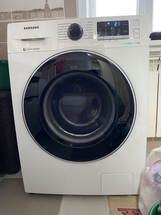 Продам стиральную машину