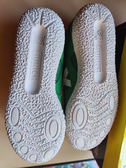 Детски обувки / маратонки Munich 32 номер