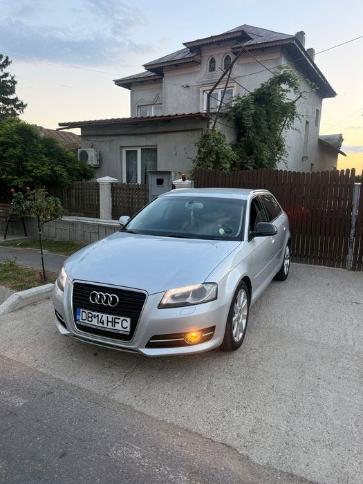 Vand Audi A3/2013  1.6 Automat Dsg Proprietar  Lumini  Led  Clima  4990€