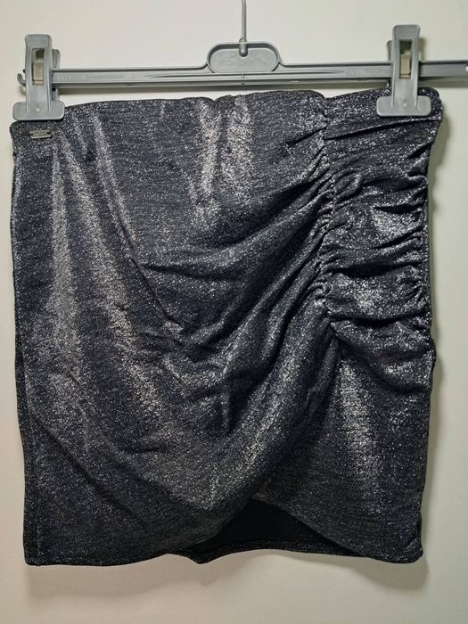 Често нова пола Pull&Bear-Хс,С рр