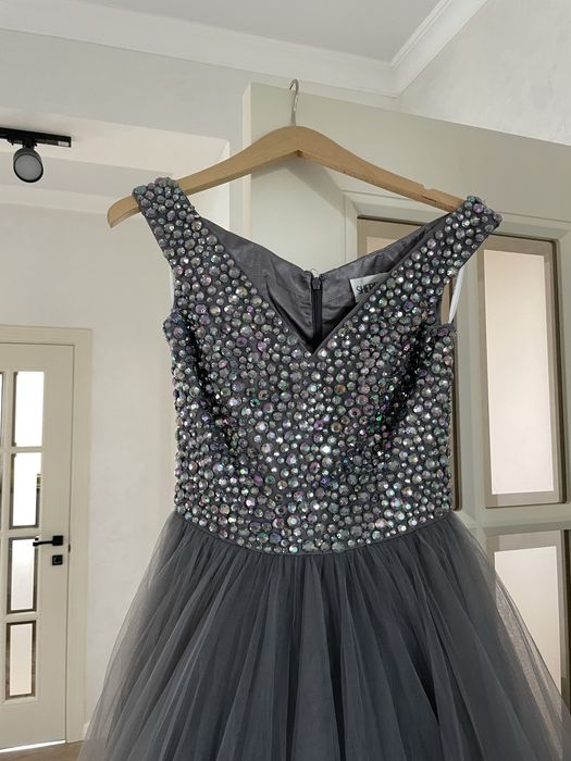 Платье Sherri Hill