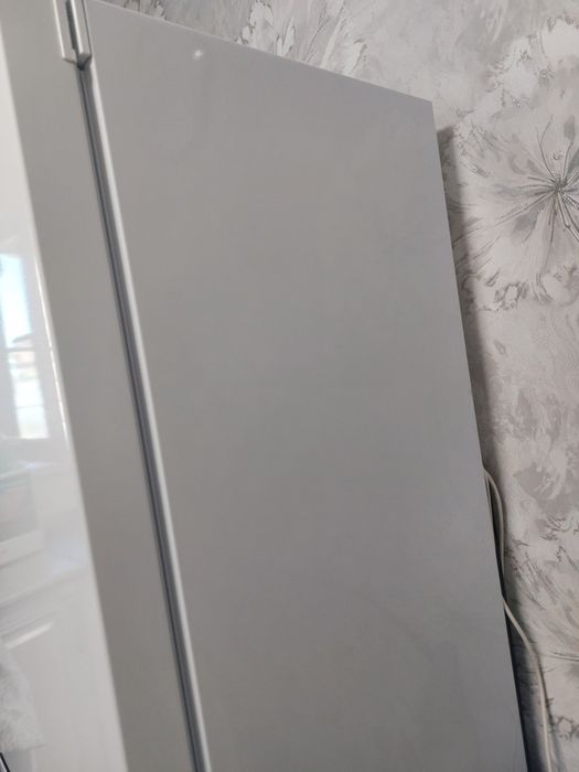 Продам холодильник INDESIT