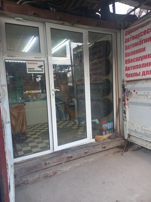 Срочно Магазин с товарами контейнер