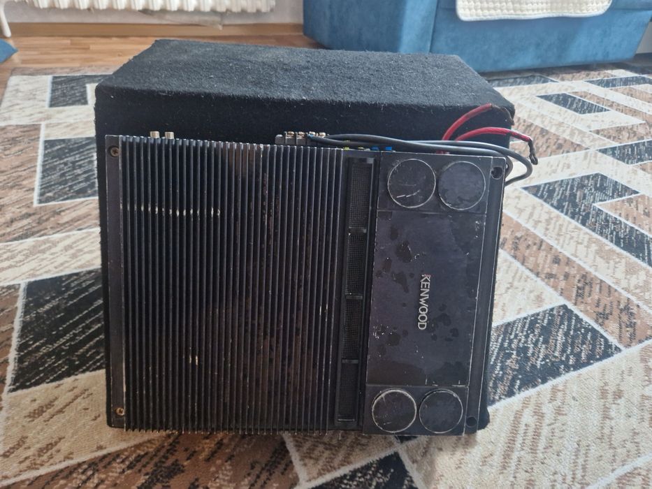 Продам саббуфер XPLOD торг нет Срочно за 10к