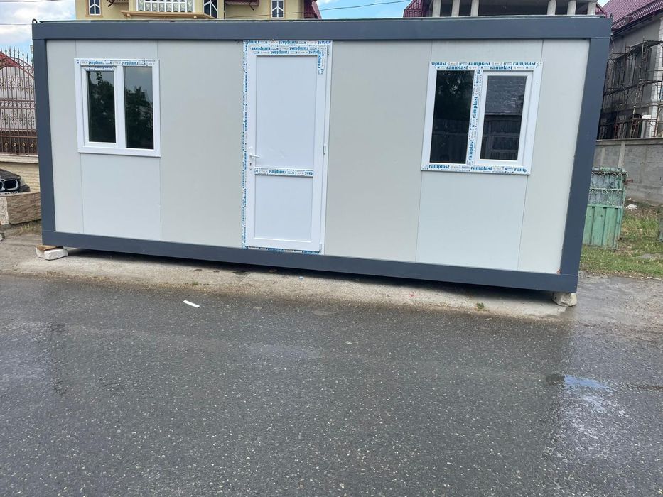 Vând containere standard