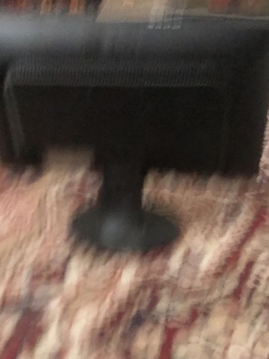 Срочна продаётся манитор