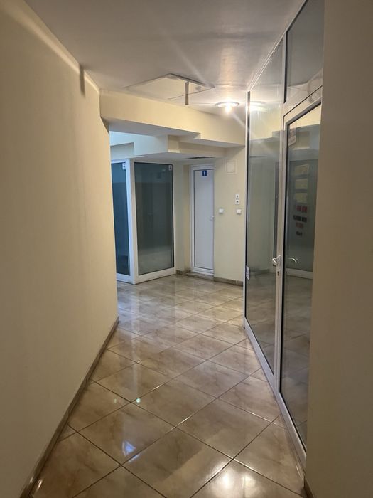 Продава се Офис в Варна, Възраждане 1 - 39 кв.м за 2103 €/кв.м - Снимка #5