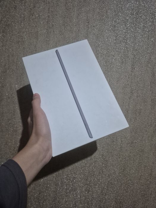 iPad 7 поколения на запчасти