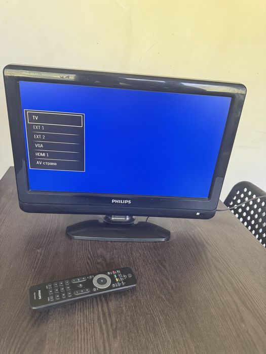 LCD телевизор Philips 19PFL3404/12