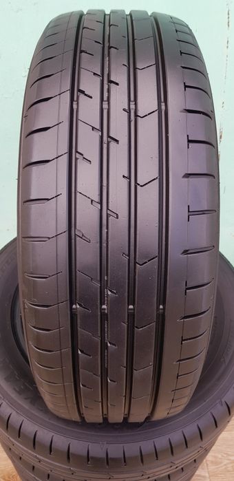 Goodyear Eagle Sport 215/60 R16