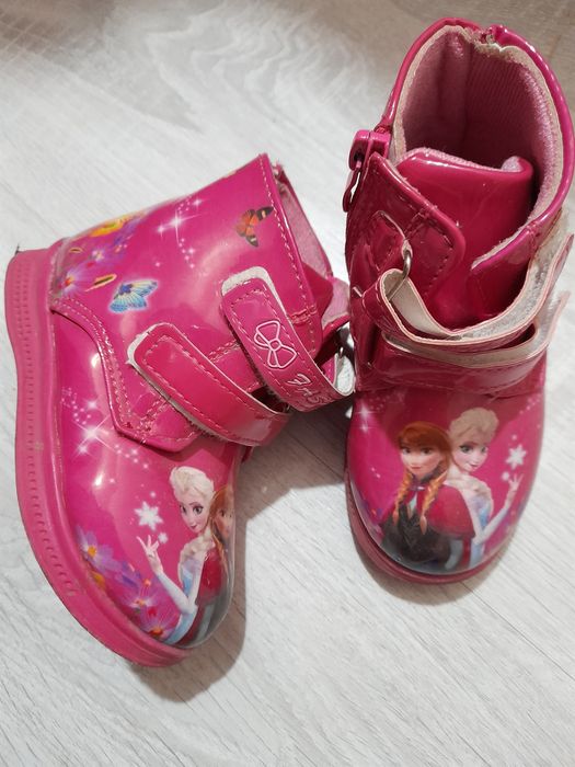 Детски обувки за момичета