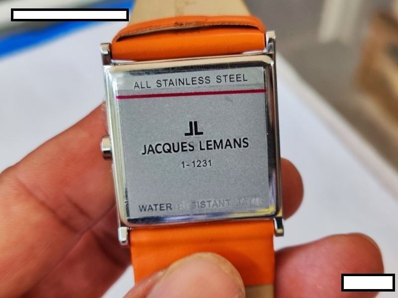 НОВ Дамски часовник кварц jacques lemans 1-1231