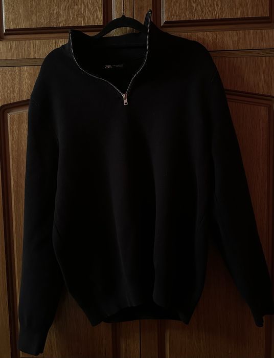 Pulover cu fermoar Zara