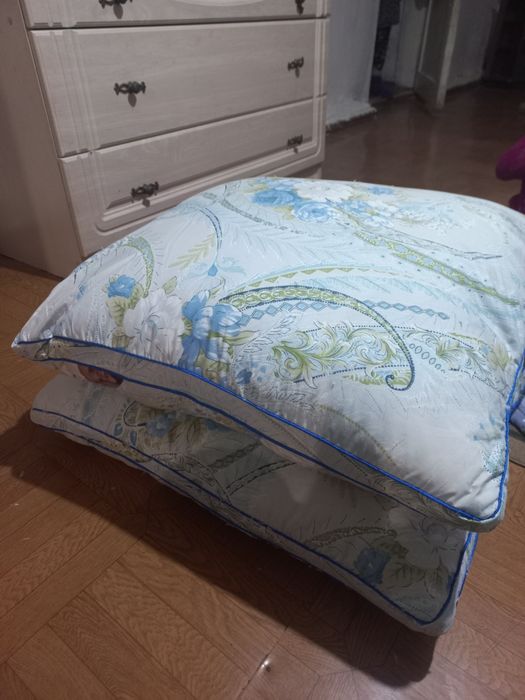 Продам төсек көрпе көпшік