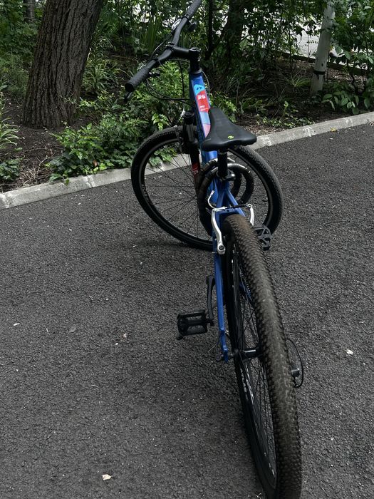 Bicicletă DHS Terrana 29" (2923) – Accesorii incluse, revizie recentă
