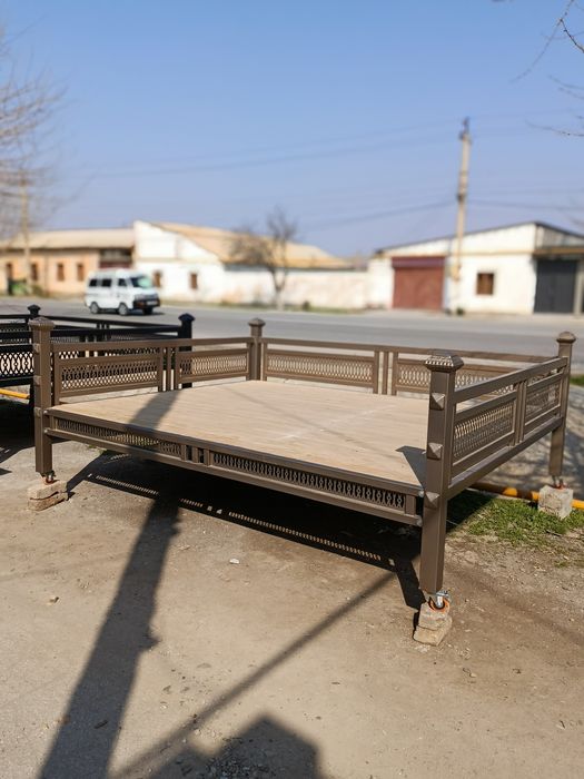 Metal chorpoya (tapchan)