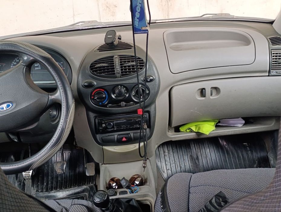 Lada kalina1118 lada kalina1118