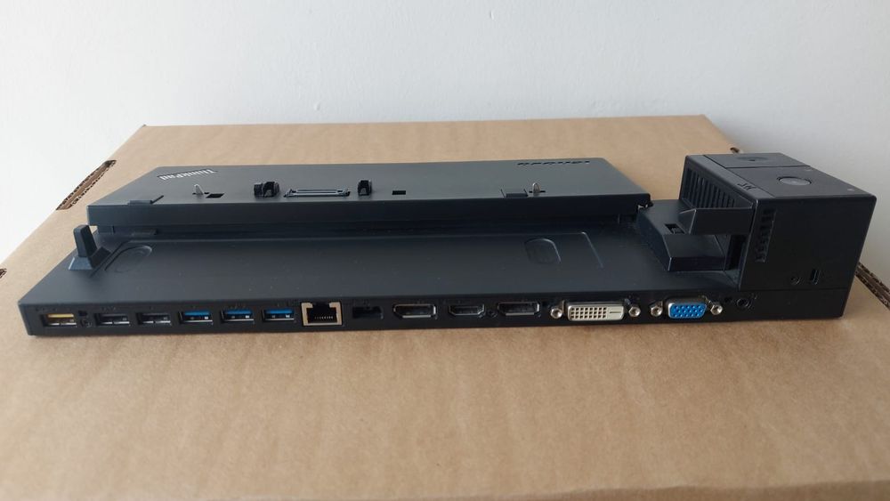 Продам Док-станцию