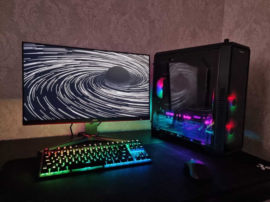 Игровой ПК + полный набор (стол, кресло, монитор и т.д.).