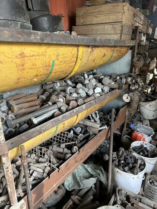 Болты , гайки , анкера