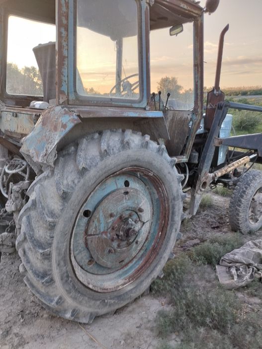 Продам трактор мтз 82