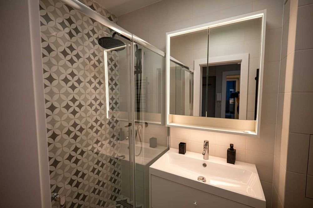 Продава се Двустаен апартамент в Пловдив, Остромила - 71 кв.м за 1070 €/кв.м - Снимка #7
