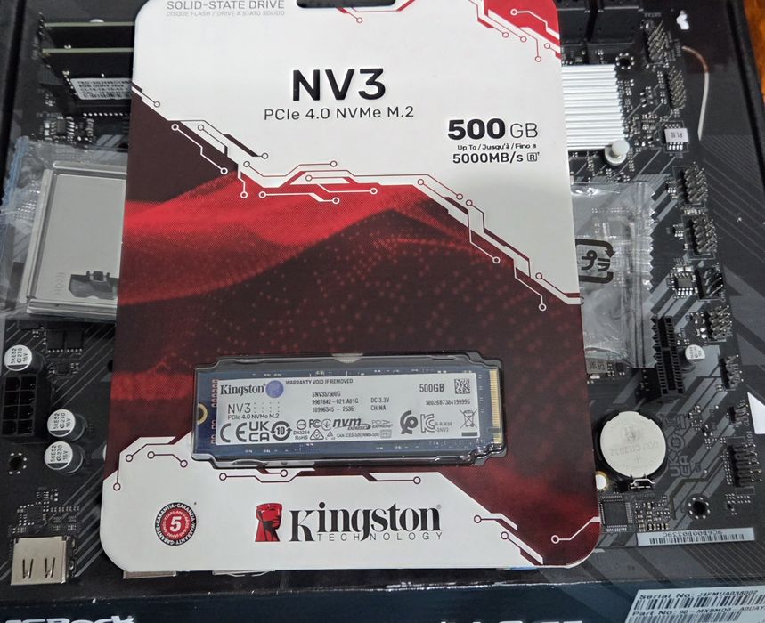 VAND SSD NVME NOU 500 GB nou 100% viata
