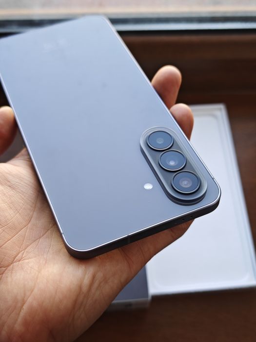 Samsung A57 256Gb как новый