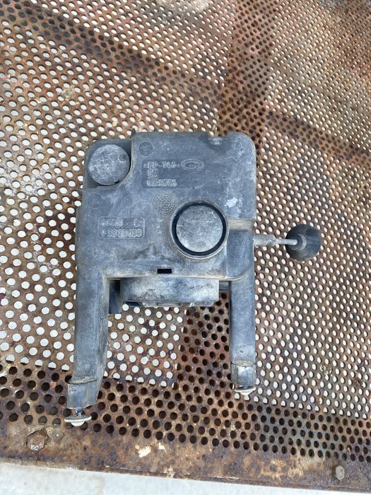 Ляв халоген за опел мерива а