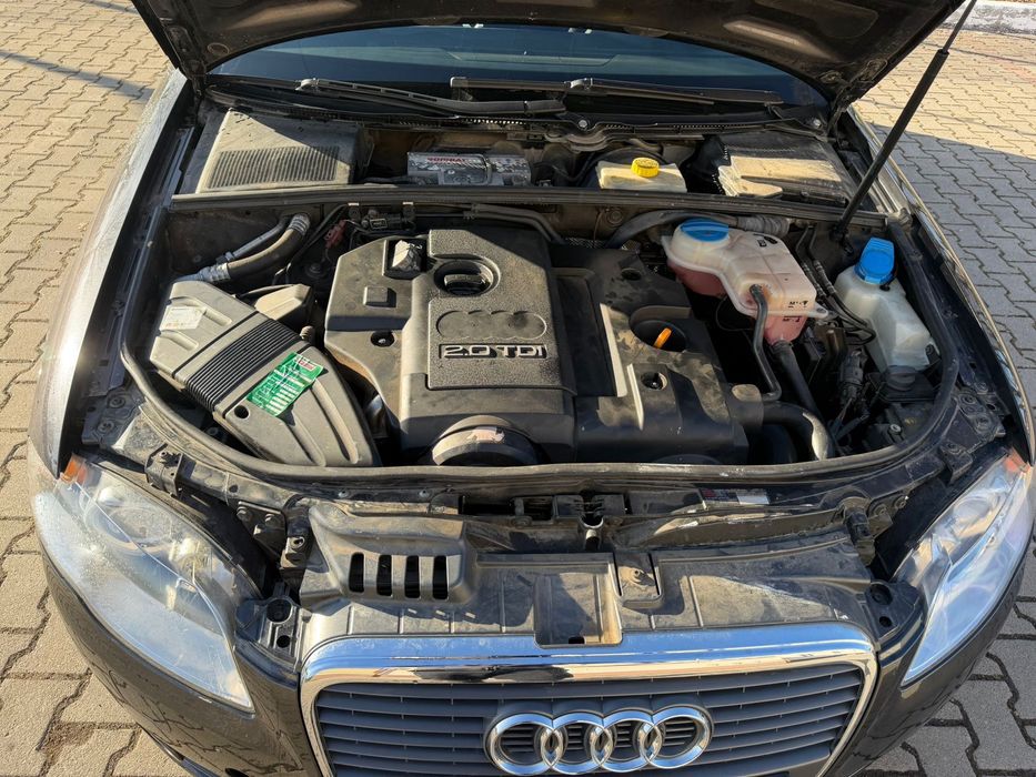 Vând   Audi  A4B7