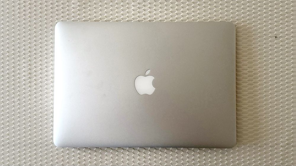 MacBook Air 13" Mid 2013 | Core i5 | 4GB RAM
